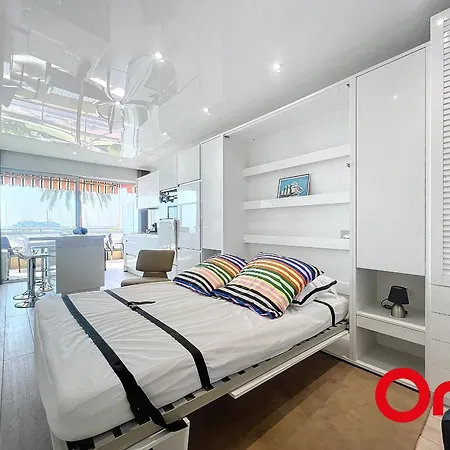 Lägenhet Renove Avec Terrasse, Climatisation Et Parking A - Fr-1-647-42 *