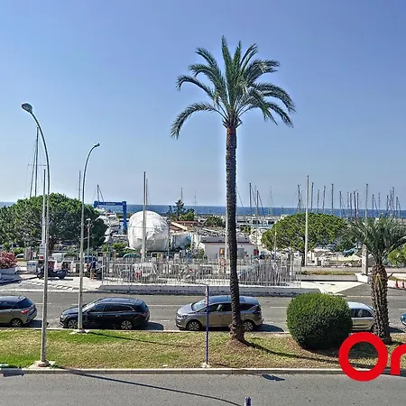 Lägenhet Renove Avec Terrasse, Climatisation Et Parking A - Fr-1-647-42 *