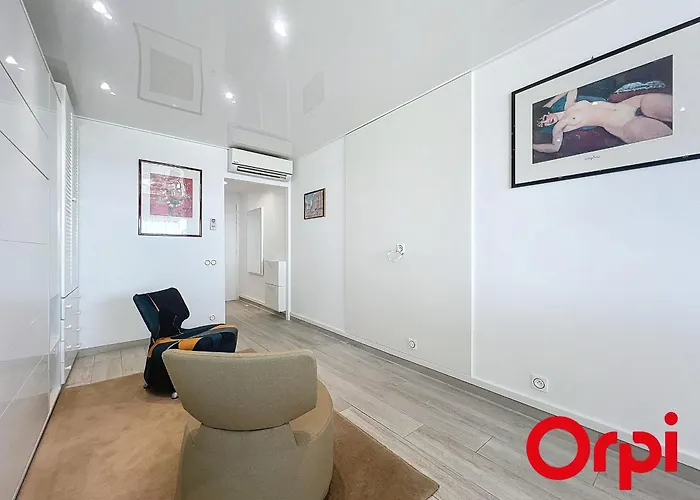 Renove Avec Terrasse, Climatisation Et Parking A - Fr-1-647-42 * 멍똥